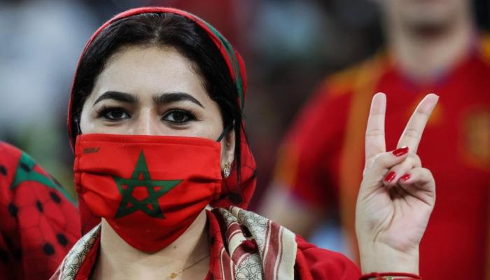 214-120602-moroccan-women-distinguished-cultural-economic_700x400