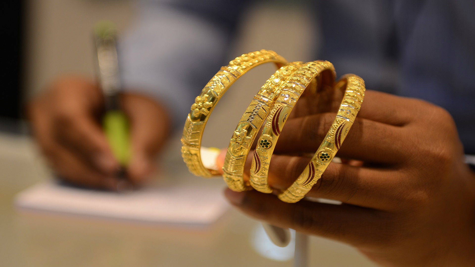 INDIA-ECONOMY-GOLD-JEWELLERY