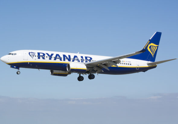 Ryanair_Boeing_737-800_EI-EBX