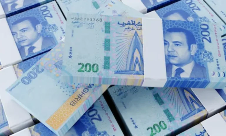 dirham-السيولة-800x540-1-780x470
